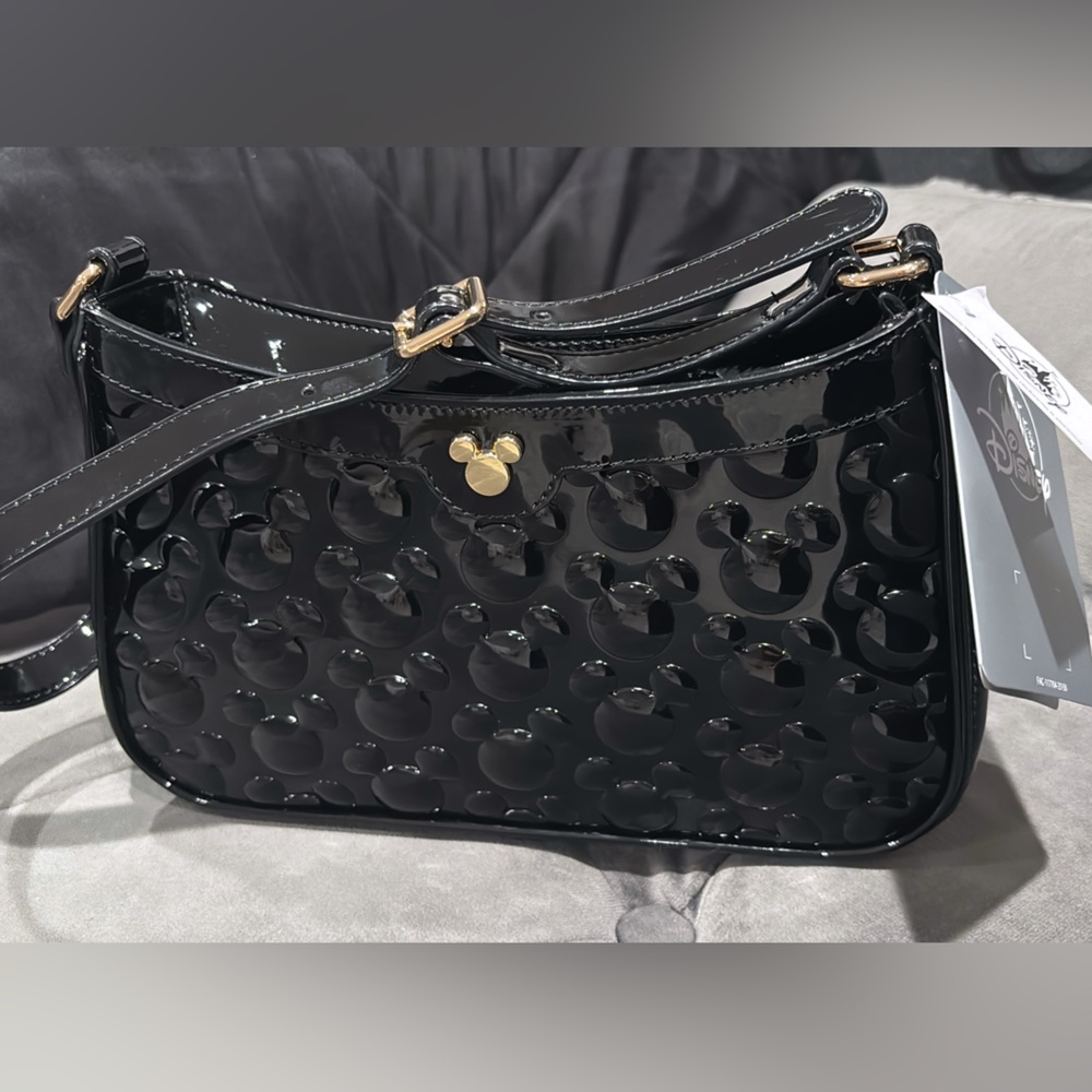 Disney Black Shoulder Bag - New Fall Collection 2025!! 
NWT!!